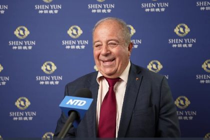 Shen Yun : « Il faut vraiment défendre la culture de la Chine », s’exclame un conseiller municipal de la Ville de Genève
