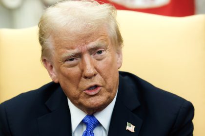 Donald Trump ordonne la création d&rsquo;un Bureau de la foi à la Maison-Blanche