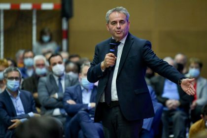 Immigration : le président de la région du nord de la France prêt à un bras de fer avec Londres