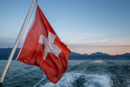 « Nous détruirions la prospérité » : les Suisses rejettent massivement une initiative des écologistes par référendum