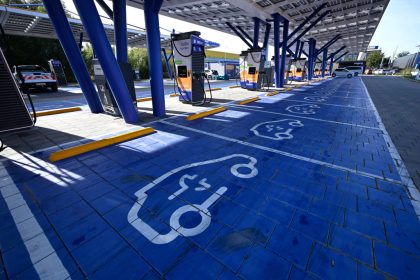 2025 sera l’année de la voiture électrique ou ne le sera pas