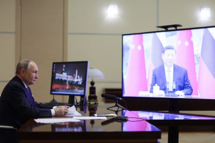 Le dirigeant chinois Xi s&rsquo;est entretenu avec le président russe Poutine le jour du troisième anniversaire de la guerre en Ukraine