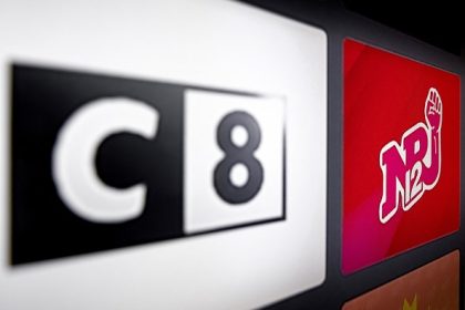 Les chaînes C8 et NRJ12, c’est fini