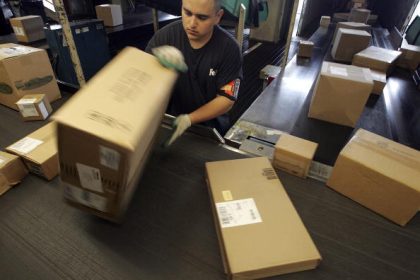 E-commerce : Bruxelles veut taxer les colis entrant dans l&rsquo;UE, dont plus de 90% viennent de Chine