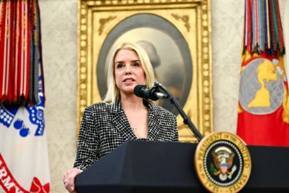 Le ministère américain de la Justice met fin à un programme de l&rsquo;ère Biden visant à saisir les avoirs des oligarques russes