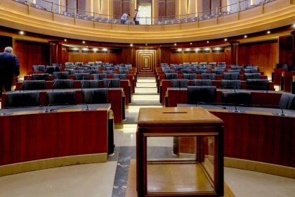 Le Liban forme son premier gouvernement depuis 2022, réduisant l&rsquo;influence du Hezbollah