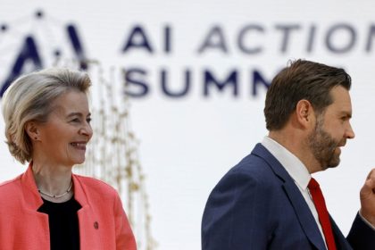 Sommet de l’IA à Paris : deux visions du monde qui s’opposent
