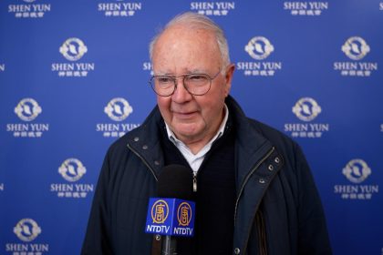 Shen Yun, « un exemple extraordinaire de performance et de volonté », estime un maire