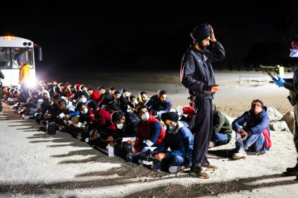 Baisse de 85 % des arrestations d&rsquo;immigrants clandestins à la frontière sud-ouest des États-Unis