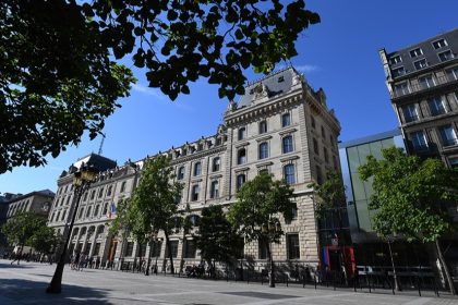 Attaque à la préfecture de police de Paris : la garde à vue du suspect a été « levée pour raison médicale »