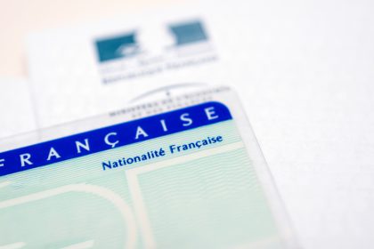 Immigration : pour François Bayrou l&rsquo;identité française mérite un débat plus large et plus approfondi que le droit du sol