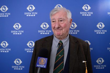 Shen Yun, c’est « la valeur du beau, du bon, du respect, du meilleur de soi-même et des autres, du respect des autres », a estimé un ancien avocat