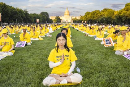 La police chinoise continue de punir les pratiquants du Falun Gong pour leur foi