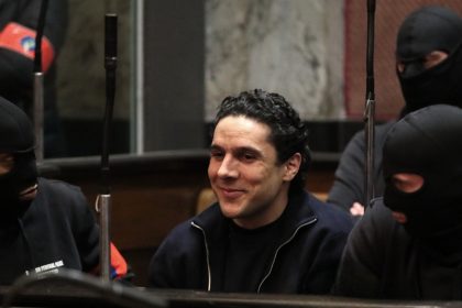 Procès des geôliers de Daesh : « J&rsquo;ai été un terroriste et je ne m&rsquo;en excuserai jamais », affirme Mehdi Nemmouche