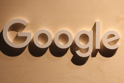 Google peut conserver ses investissements dans l’IA mais doit vendre Chrome