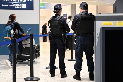 Des Algériens expulsés à leur arrivée à Roissy, Bruno Retailleau met en place une « riposte graduée »