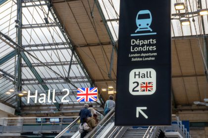 Royaume-Uni : douze euros et une autorisation de voyage désormais pour les Européens