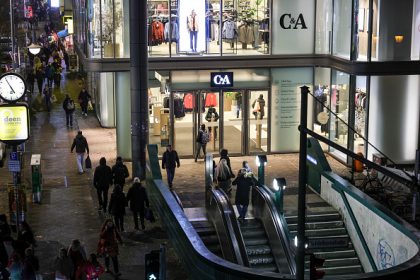 C&A : l&rsquo;enseigne envisage de fermer 24 magasins et supprimer 300 emplois en France