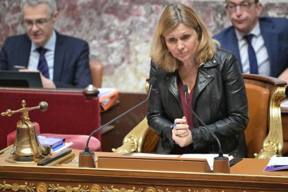Les députés examinent une résolution qui divise, appelant à saisir les avoirs russes