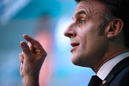 La Russie considère comme une « menace » la « rhétorique nucléaire » d&rsquo;Emmanuel Macron