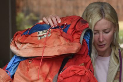 Libéré des glaces, le sac à dos d’un alpiniste décédé il y a 40 ans est retrouvé par ses filles