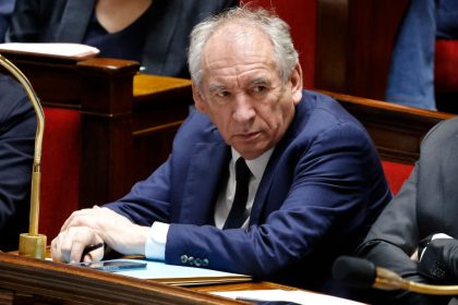François Bayrou réfute toute idée de guerre ou de querelle avec Emmanuel Macron