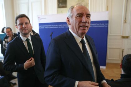 Retraite : la gauche accuse François Bayrou de « trahison » en fermant la porte aux 62 ans