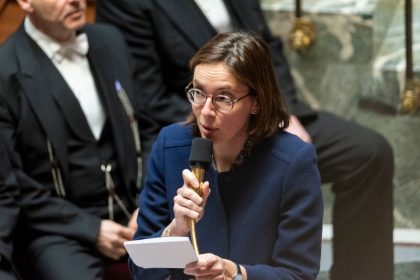 La ministre des Comptes publics estime qu&rsquo;il n&rsquo;est « pas réaliste » de revenir à la retraite à 62 ans