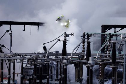 La fermeture, suite à un incendie, de l&rsquo;aéroport de Heathrow perturbe le trafic mondial