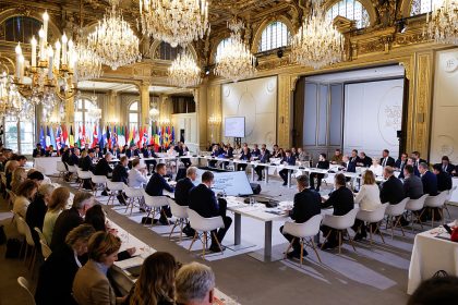 Ukraine : la France rassemble les pays européens pour peser contre la Russie