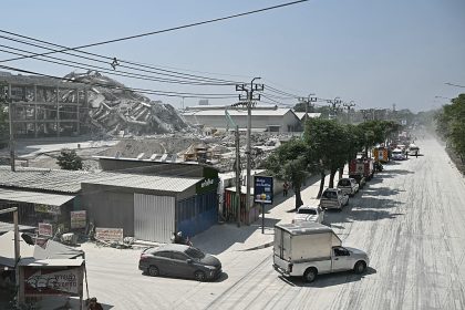 De fortes secousses à Bangkok, les bureaux et magasins ont été évacués