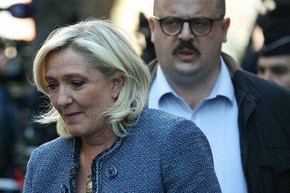 Marine Le Pen : inéligible pendant cinq ans et condamnée à quatre ans de prison dont deux ferme