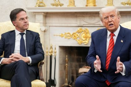 Donald Trump exprime sa confiance quant à l&rsquo;acquisition du Groenland par les États-Unis lors de sa rencontre avec le chef de l&rsquo;OTAN