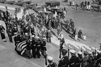 Les dossiers JFK laissent les chercheurs avec plus de questions que de réponses