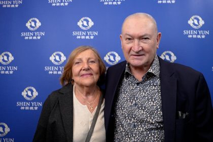 « C’était tellement beau ! » Shen Yun enchante les spectateurs de Montpellier