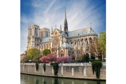 Notre-Dame : l’art moderne pour remplacer 6 vitraux traditionnels