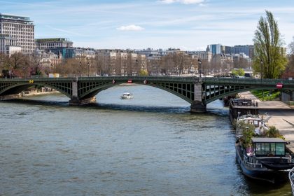 Paris : le corps d&rsquo;un policier disparu depuis plusieurs semaines repêché dans la Seine