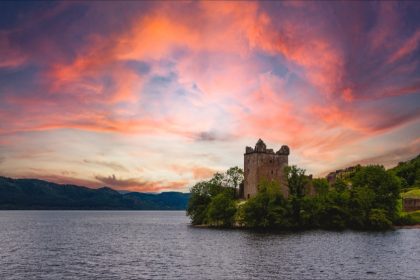 Monstre du Loch Ness : un touriste pense avoir pris en photo la mystérieuse créature