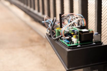 « Je n&rsquo;ai rien entendu » : il découvre que son portail motorisé de 100 kg a été volé dans la nuit