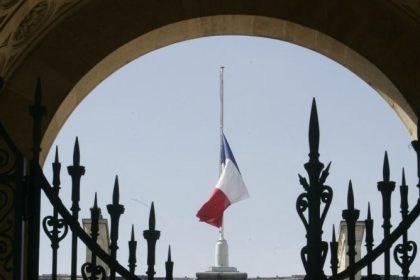 Décès du pape François : les drapeaux mis en berne samedi