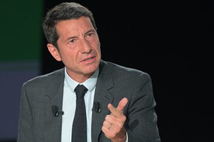 « La moitié de l’augmentation de la dette depuis 2017, c’est le coût des retraites », pointe le maire de Cannes David Lisnard