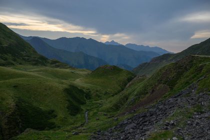 Un randonneur de 45 ans chute et se tue dans les Pyrénées, pendant son ascension du Canigou