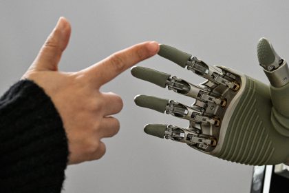 Les outils d’IA incitent les apprenants à sauter les bases, prévient le doyen d’une université