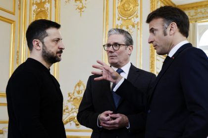 Le Royaume-Uni et la France organisent une réunion des ministres de la Défense pour discuter de l&rsquo;Ukraine