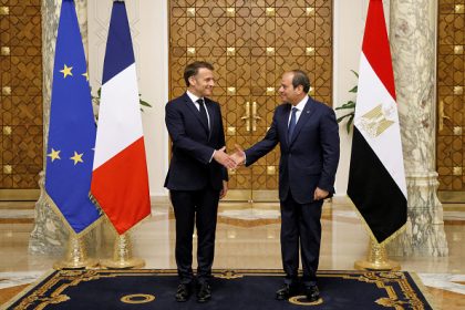 Emmanuel Macron est en Égypte pour promouvoir « un cessez-le-feu à Gaza »