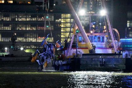 « Terrible crash » d&rsquo;un hélicoptère dans le fleuve de New York : ce que l&rsquo;on sait