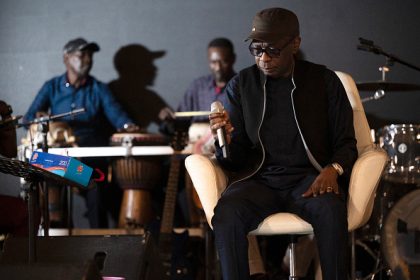 Sénégal : 45 ans de carrière, un nouvel album et « que du bonheur » pour la légende Youssou N’Dour