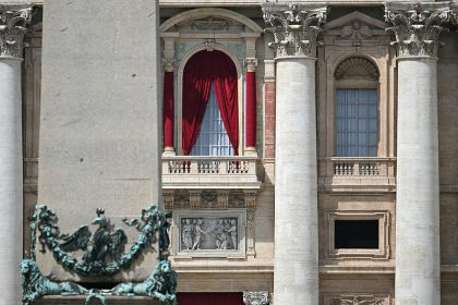 Les cloches de la cathédrale Notre-Dame de Paris ont sonné 88 coups en hommage au pape François