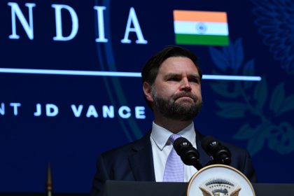 JD Vance appelle à un renforcement des relations commerciales et de défense avec l&rsquo;Inde lors de sa visite