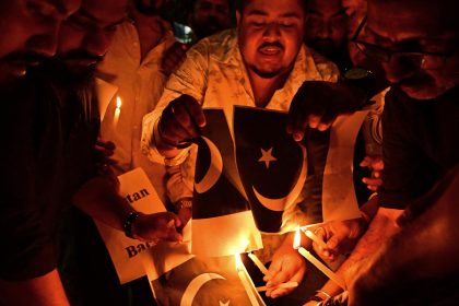 Les tensions entre l&rsquo;Inde et le Pakistan s&rsquo;aggravent suite à un attentat au Cachemire